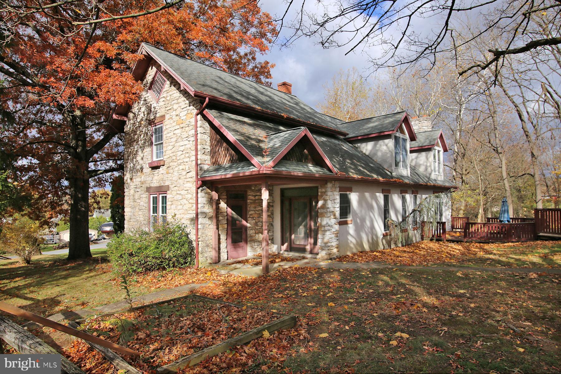 HILLTOP ESTATES AREA - Residential