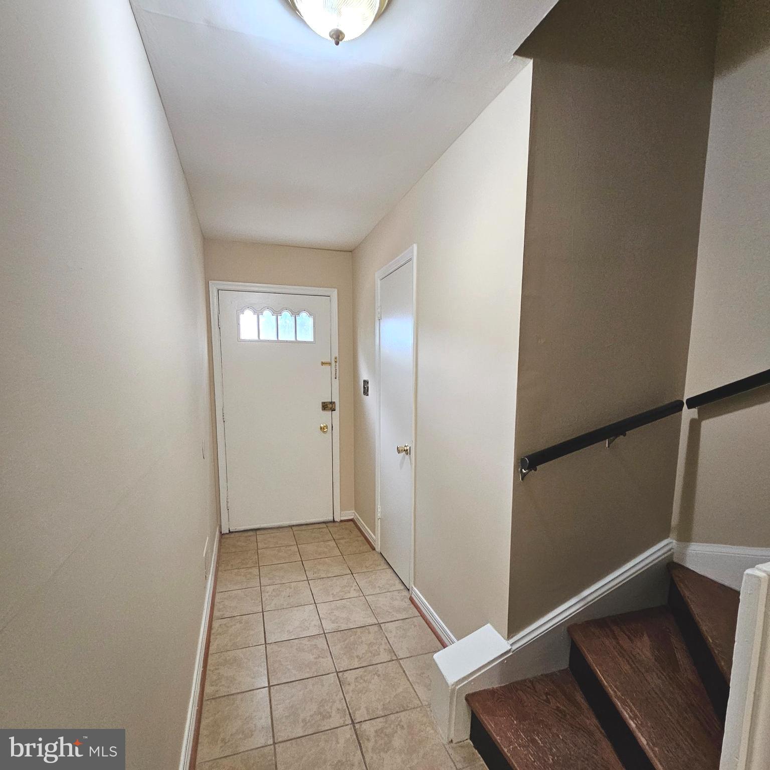 PINECREST HEIGHTS - Residential Lease