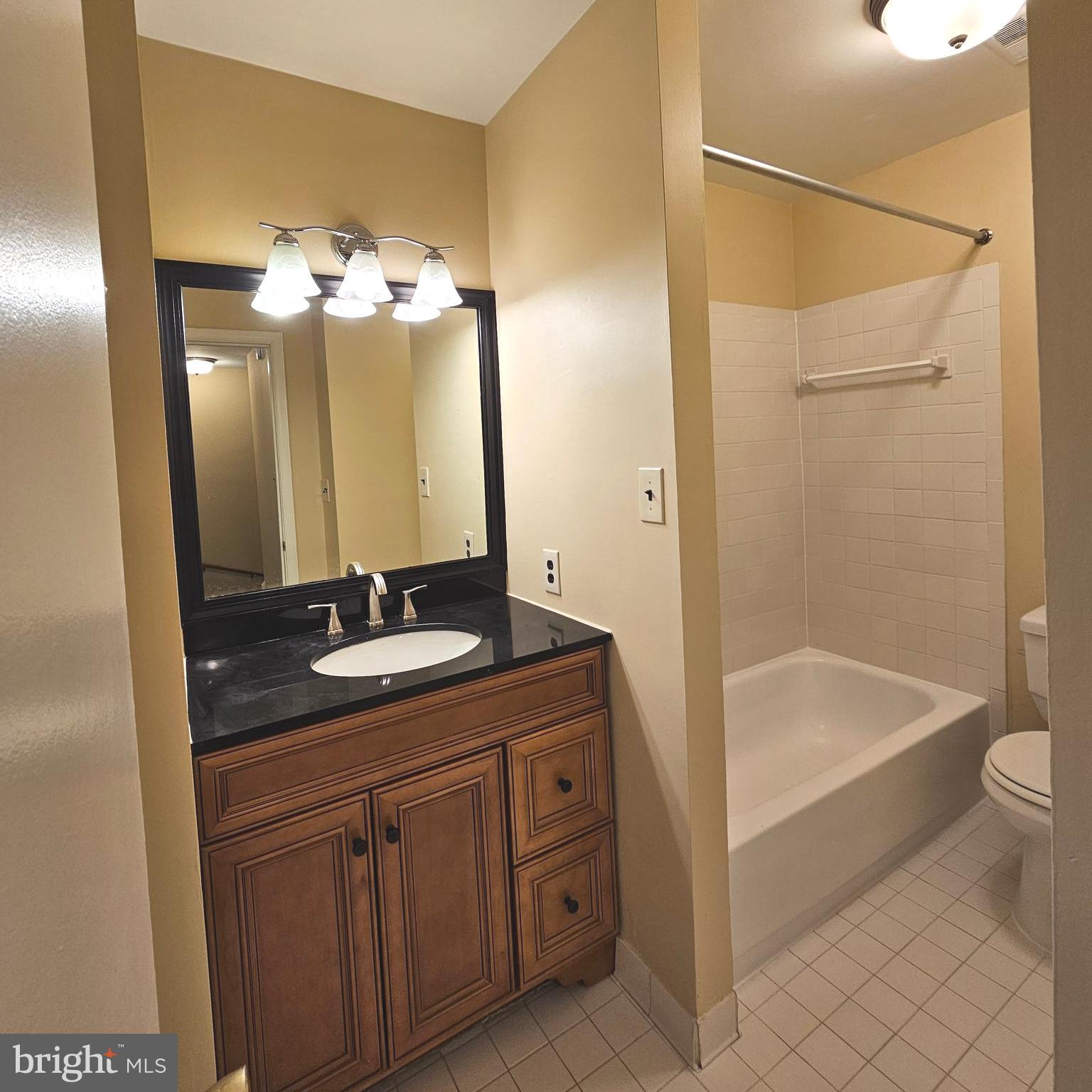 PINECREST HEIGHTS - Residential Lease