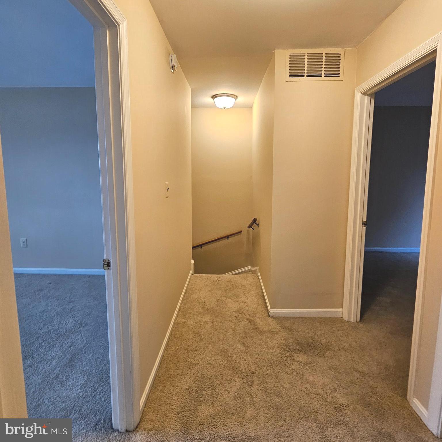 PINECREST HEIGHTS - Residential Lease