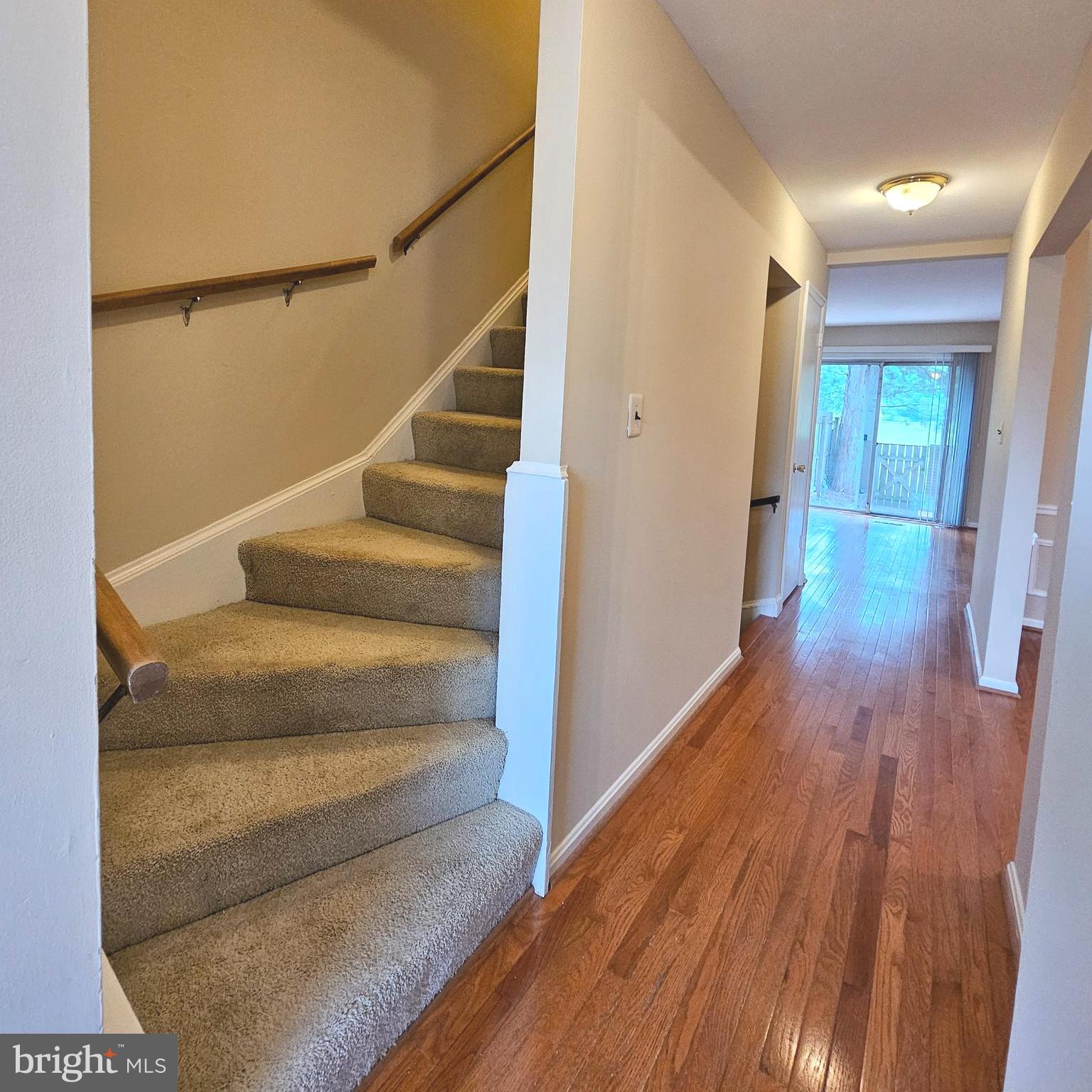 PINECREST HEIGHTS - Residential Lease