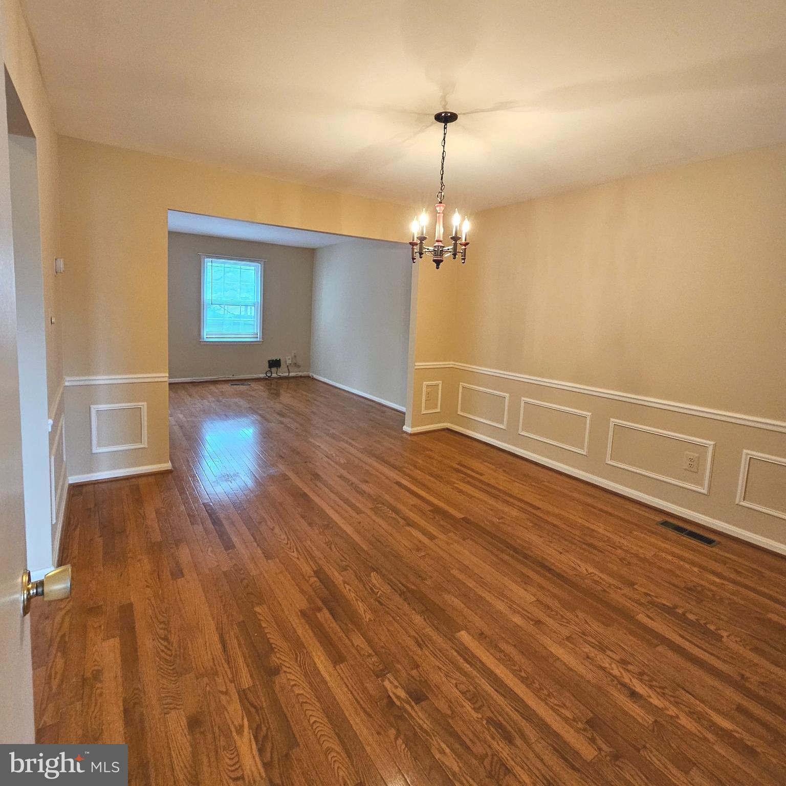 PINECREST HEIGHTS - Residential Lease