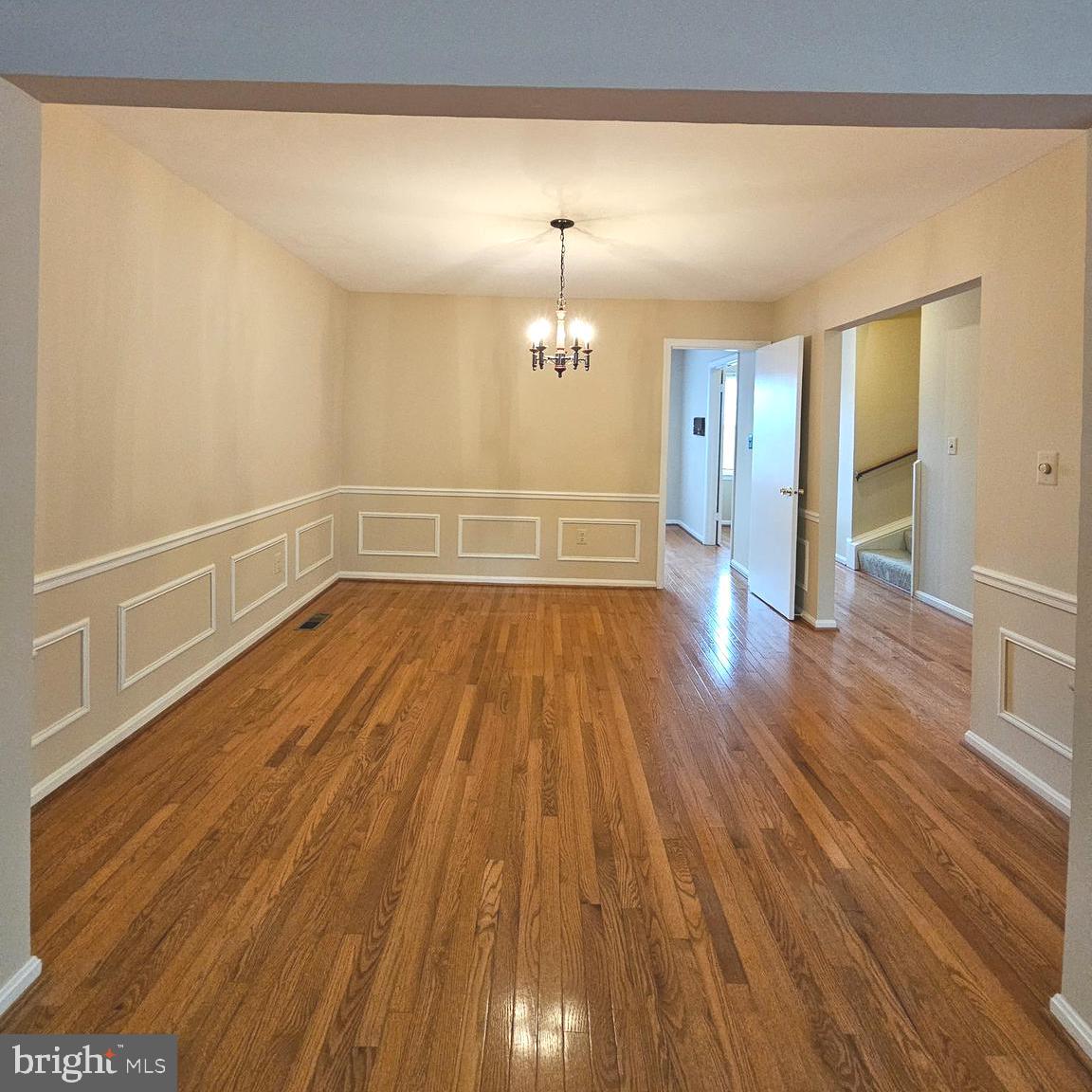 PINECREST HEIGHTS - Residential Lease