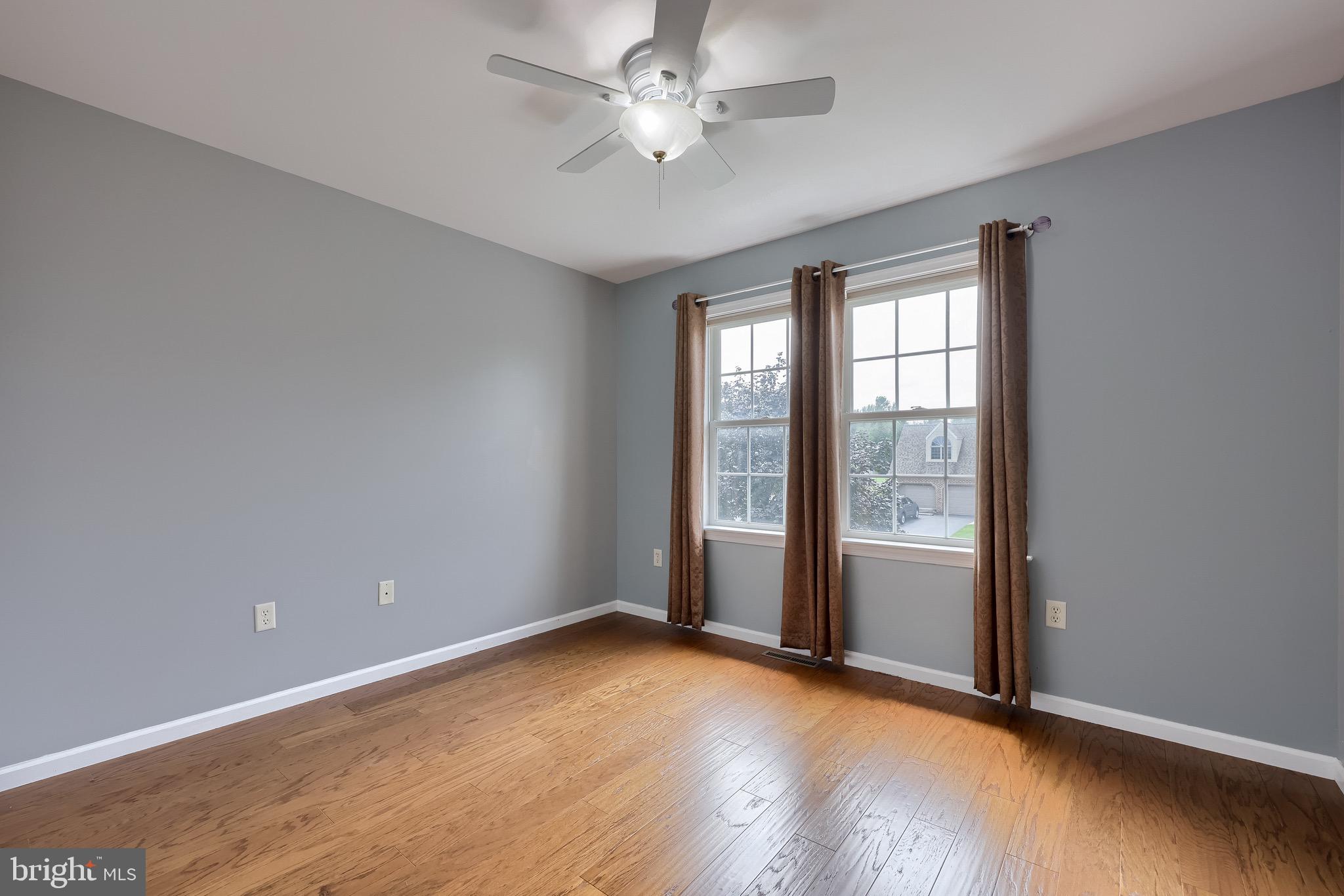 OREGON POINTE - Residential