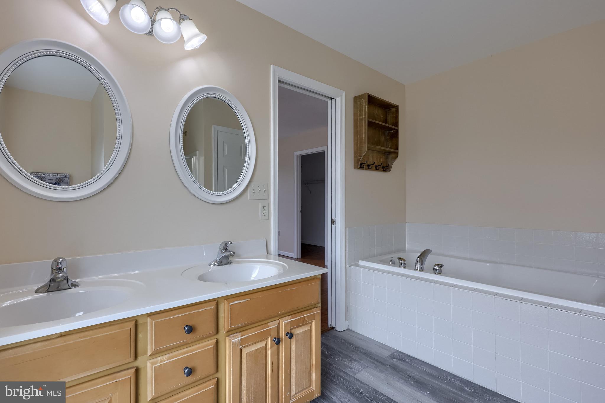 OREGON POINTE - Residential