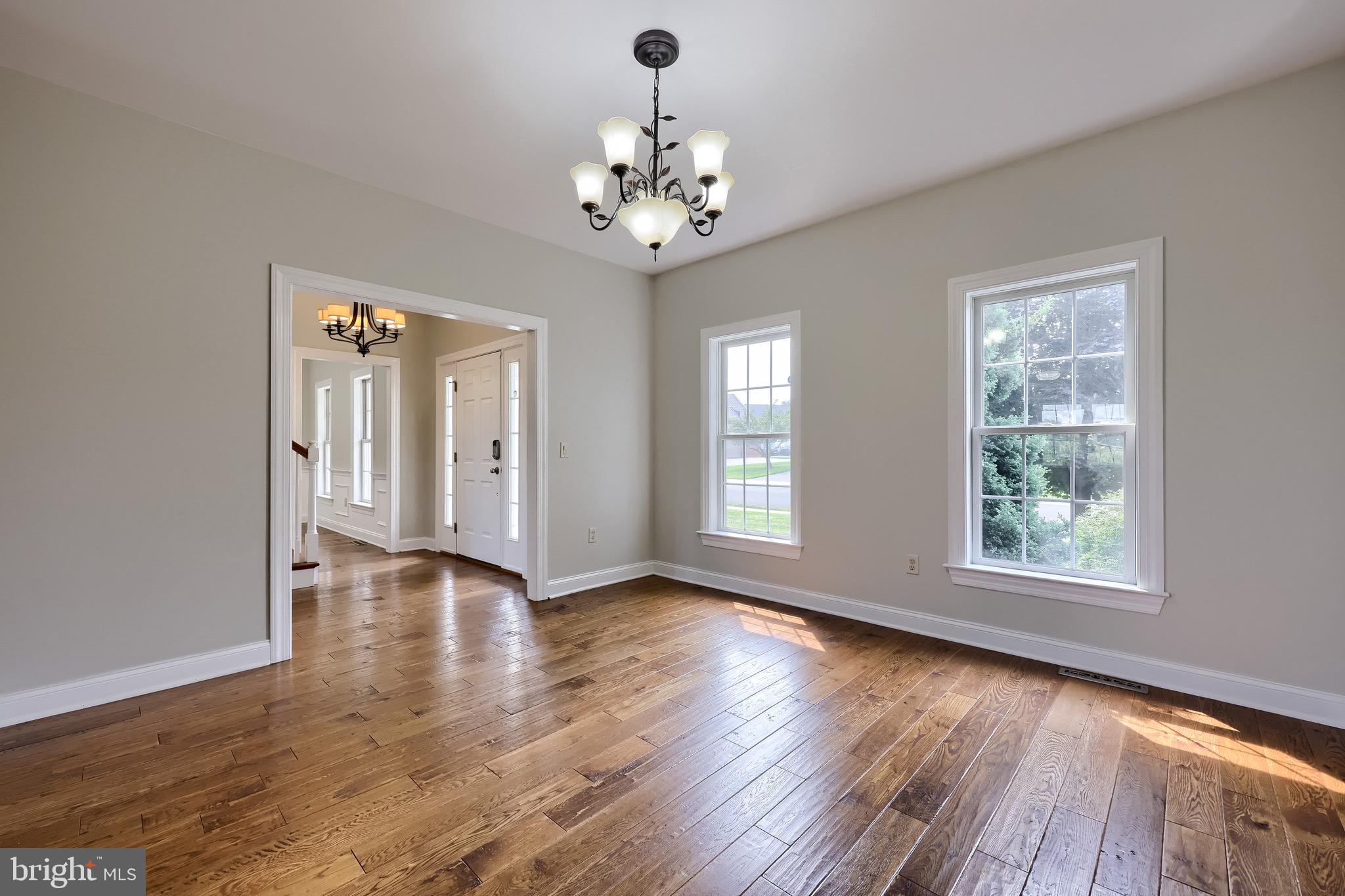 OREGON POINTE - Residential