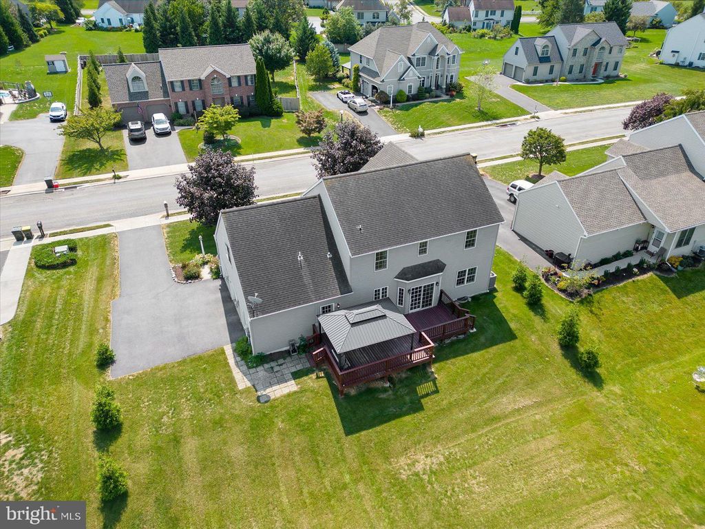 Photo of 421 Wagonwheel Road, LITITZ, PA 17543 (MLS # PALA2074608)