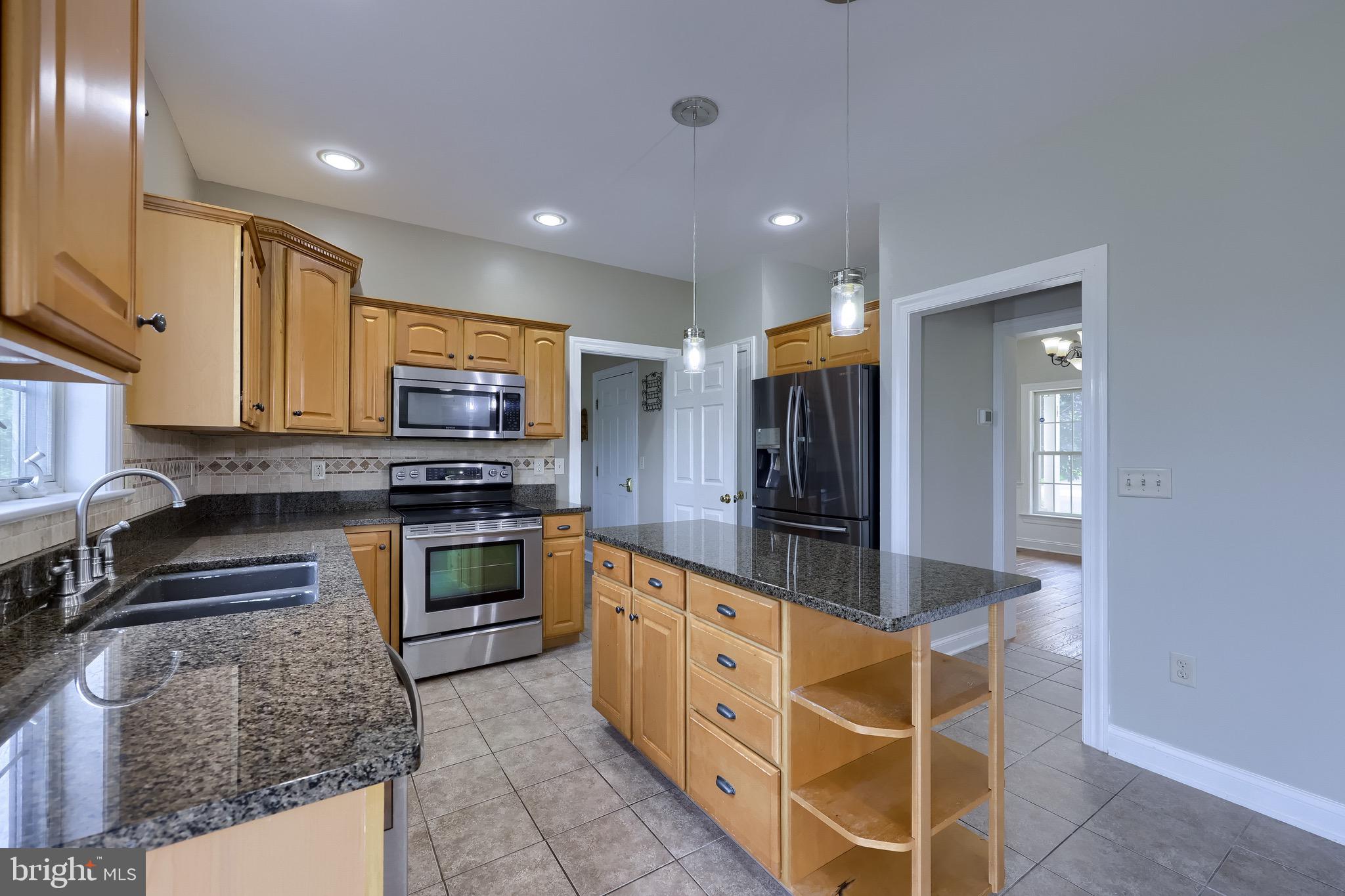 OREGON POINTE - Residential