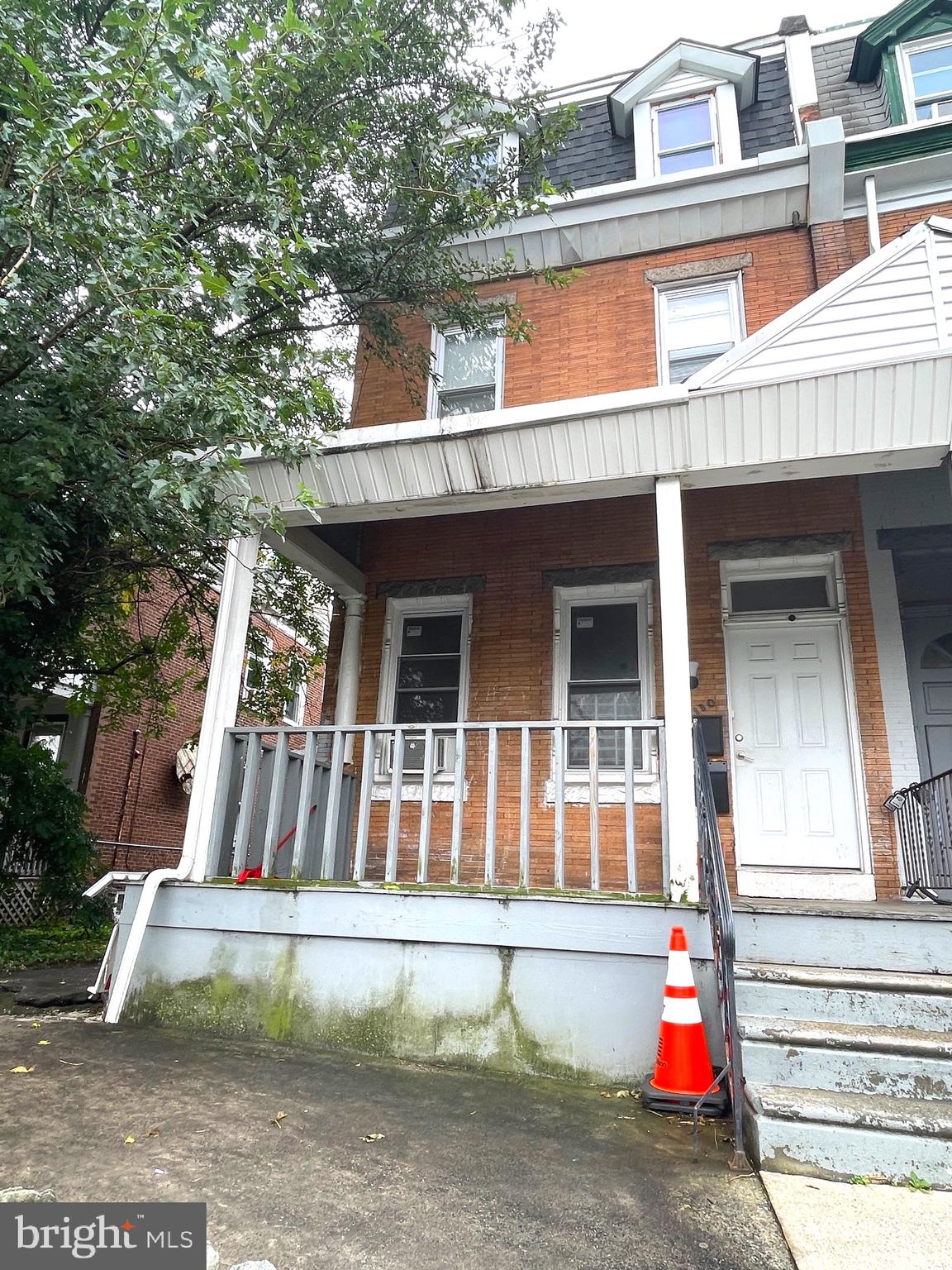 110 W TABOR ROAD