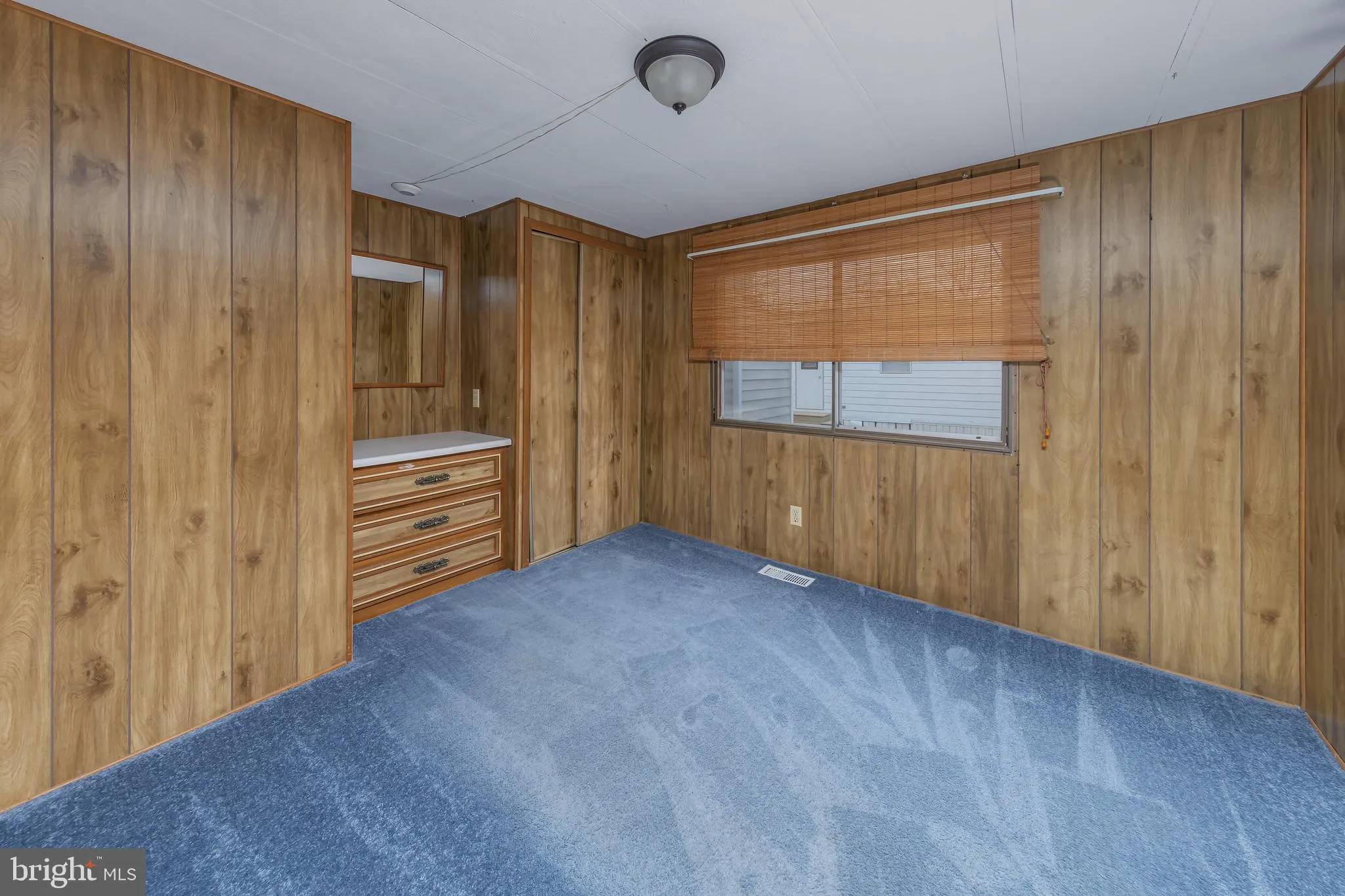 Vineland, New Jersey 08360, United States, 2 Bedrooms Bedrooms, ,1 BathroomBathrooms,Residential,Pending,9112