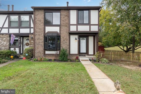 32 BOURBON COURT BALTIMORE MD 21234