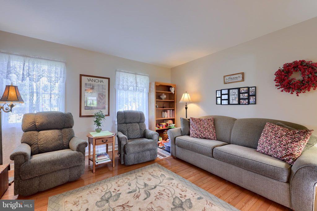 Photo of 8 Village Square, WILLOW STREET, PA 17584 (MLS # PALA2068352)