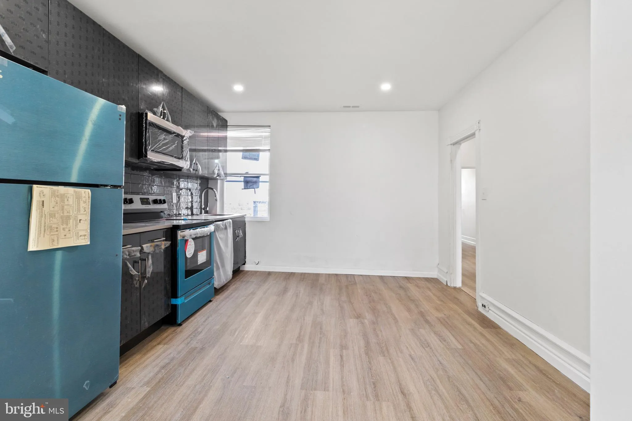 Philadelphia, Pennsylvania 19145, United States, 2 Bedrooms Bedrooms, ,2 BathroomsBathrooms,Residential,Active,86213