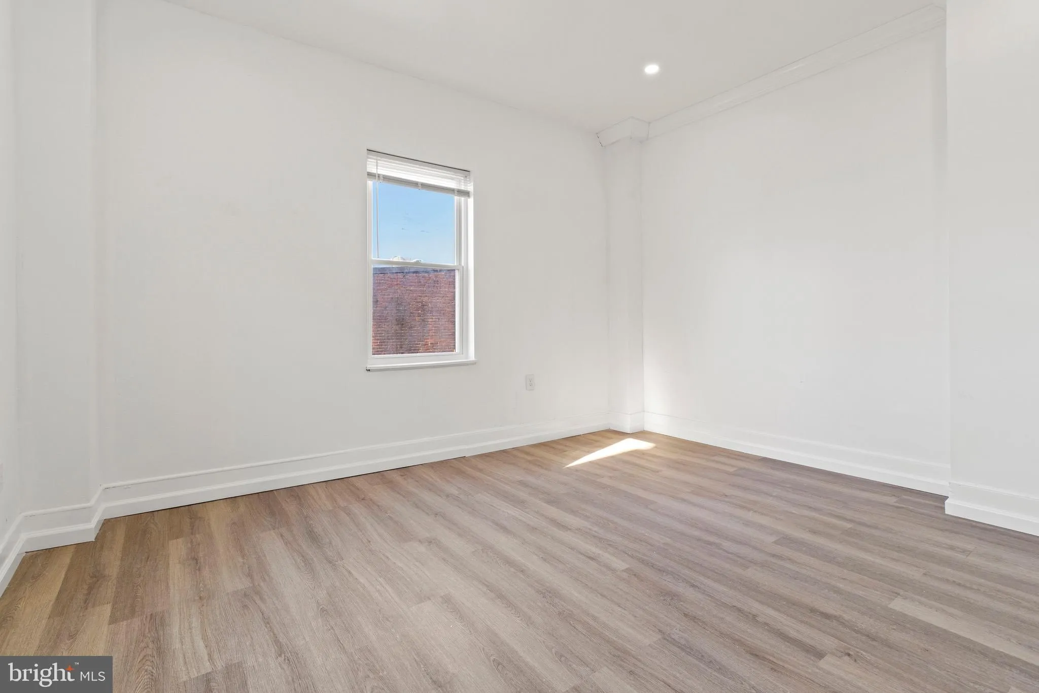 Philadelphia, Pennsylvania 19145, United States, 2 Bedrooms Bedrooms, ,2 BathroomsBathrooms,Residential,Active,86213