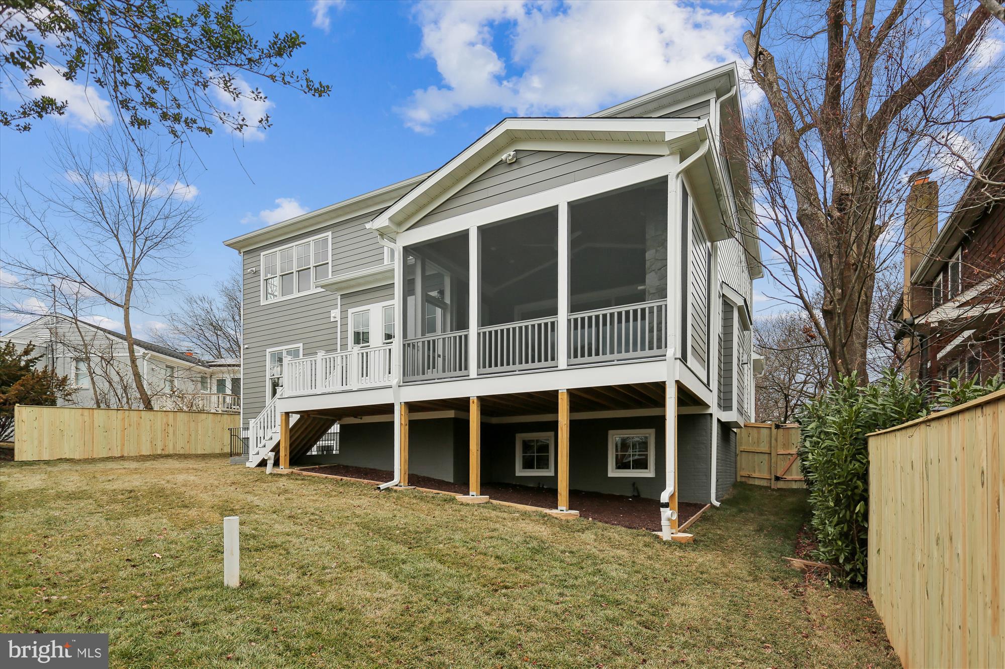 PINEHURST VILLAGE - Residential