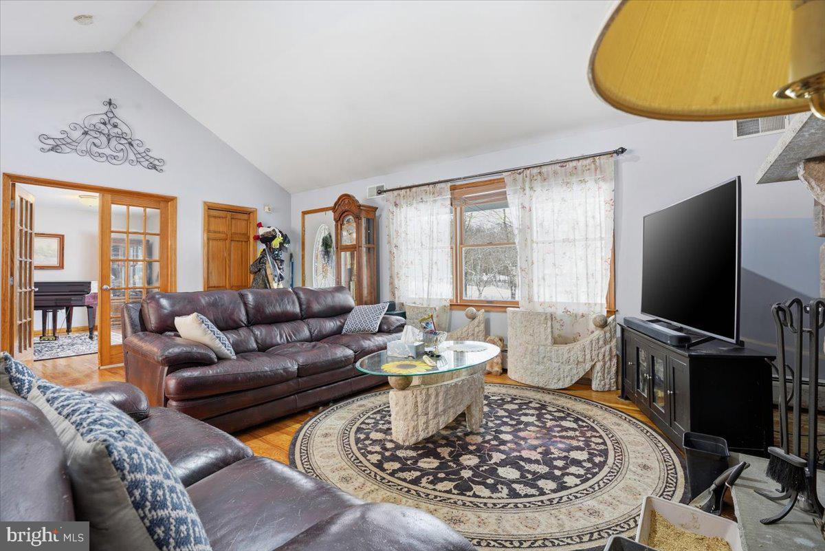 VALLEY VIEW ESTATES - Residential