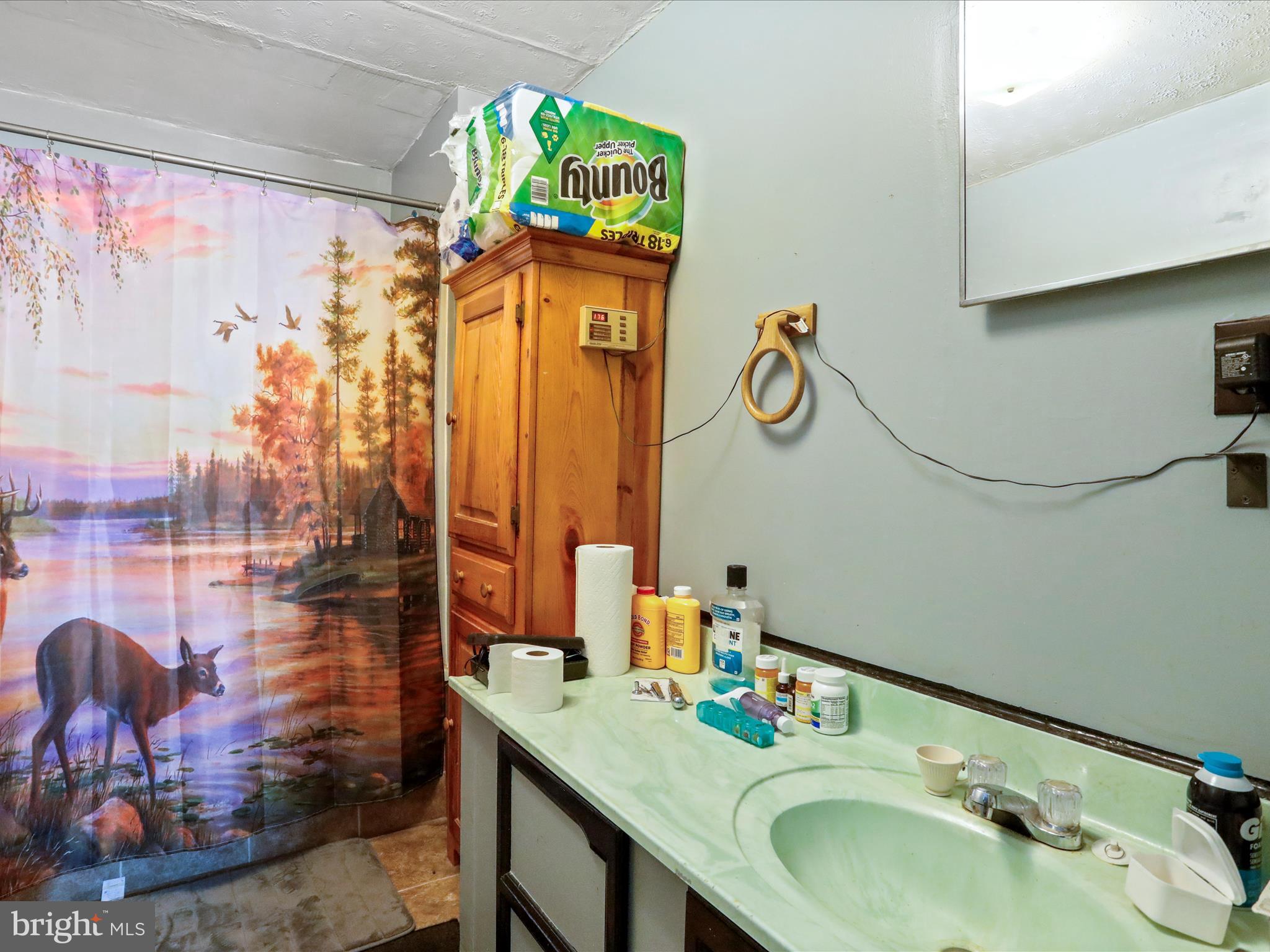 SHORT MOUNTAIN ESTATES - Residential