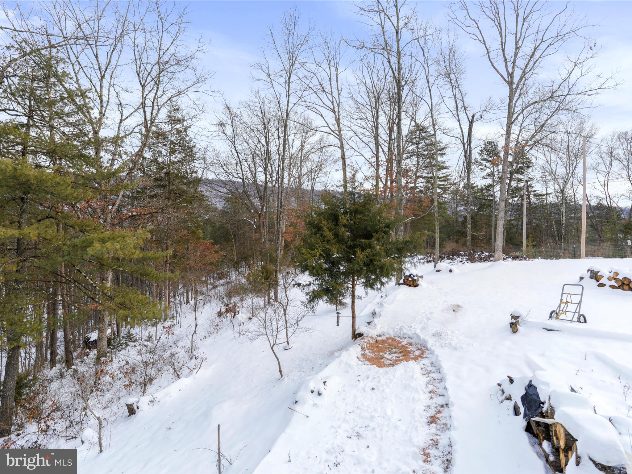 SHORT MOUNTAIN ESTATES - Residential