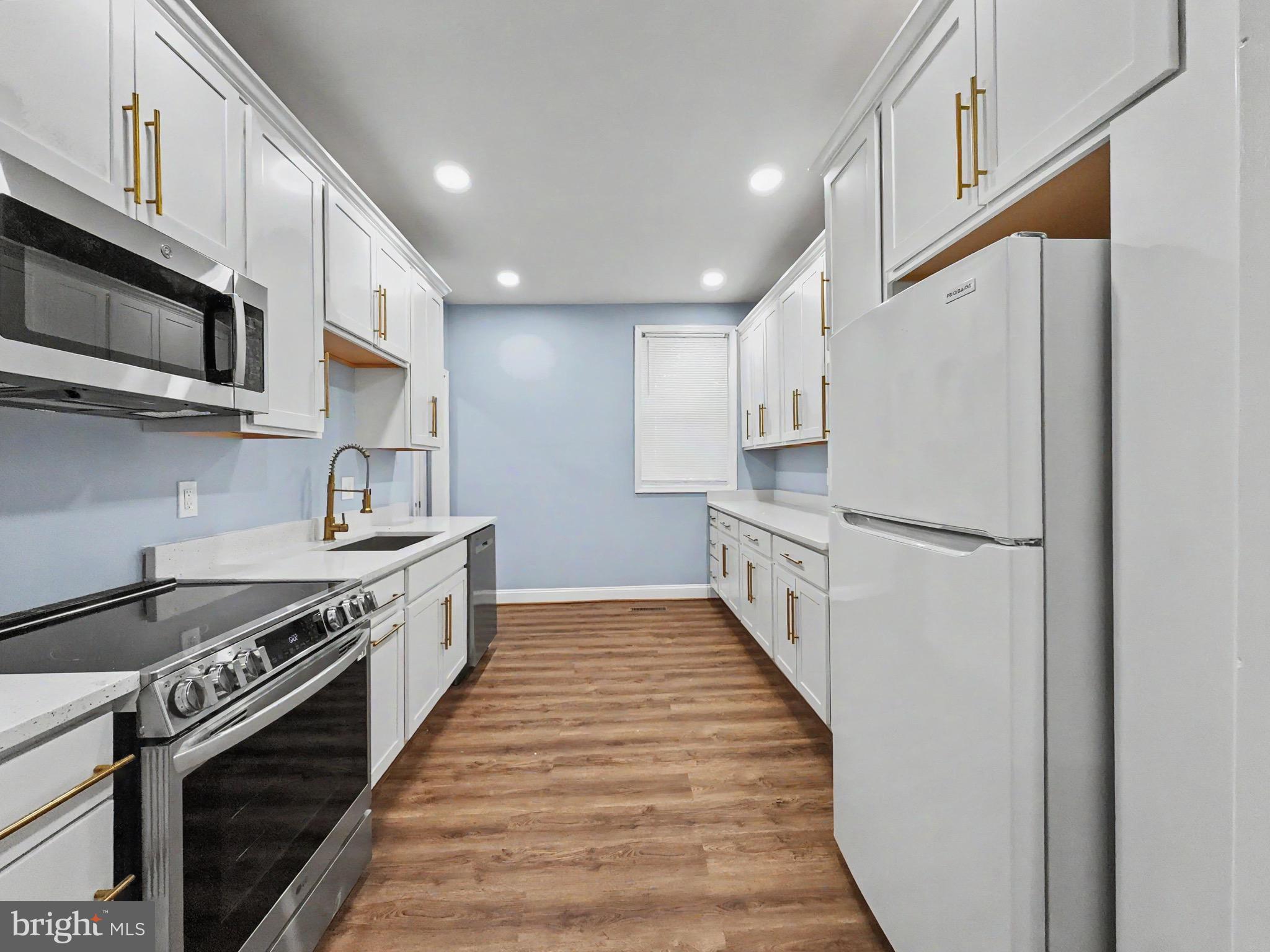 ROSEMONT - Residential