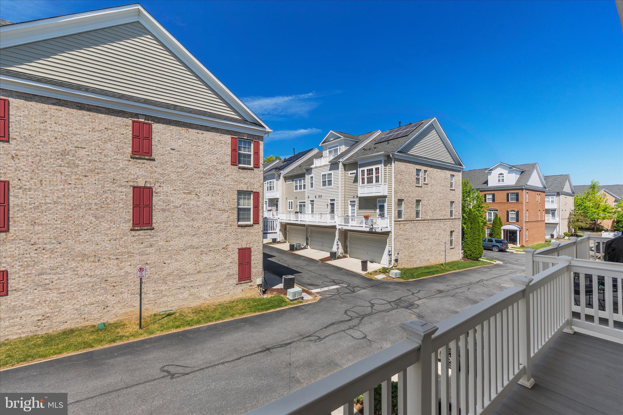 SUMMERFIELD - Residential
