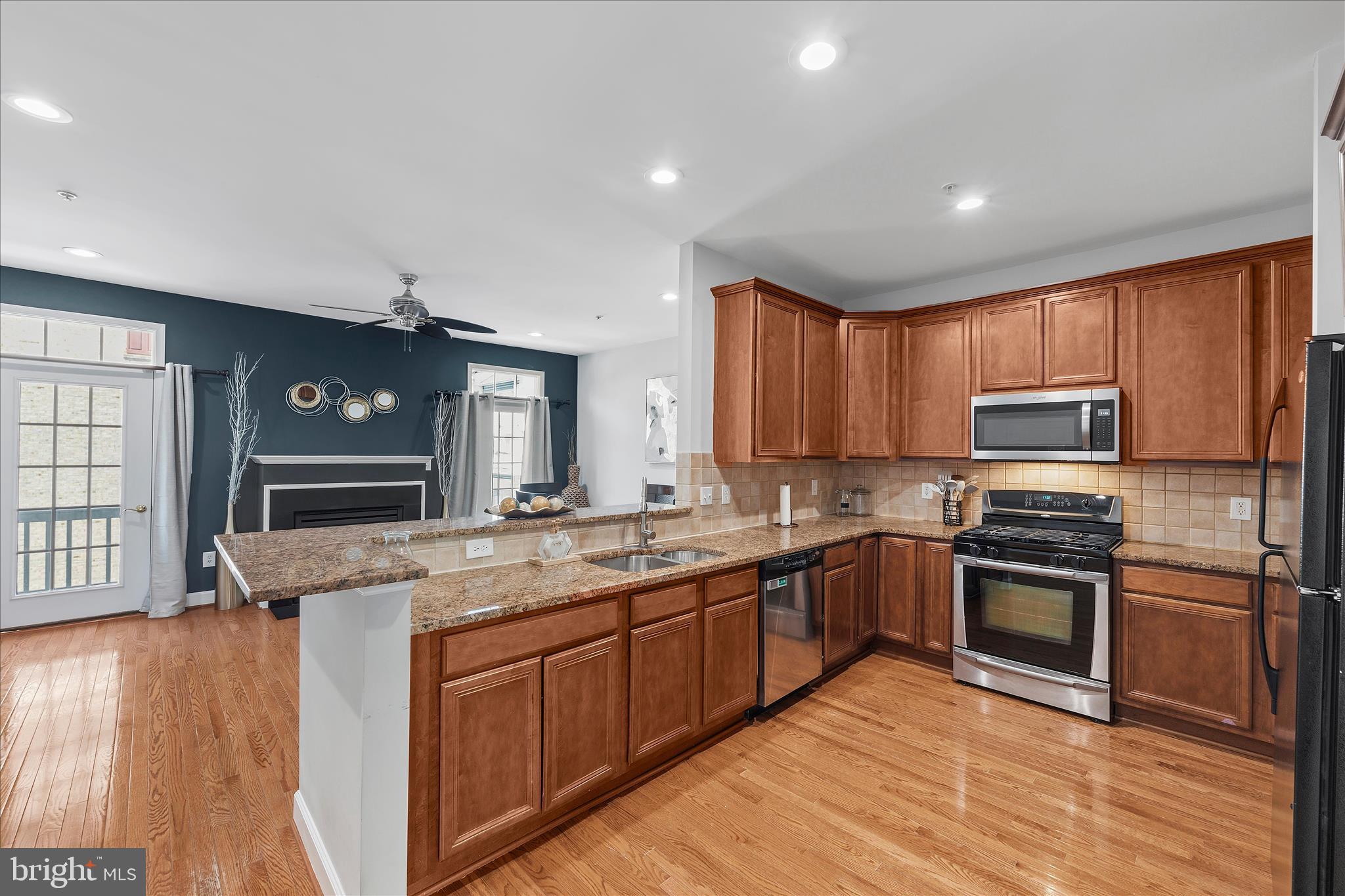SUMMERFIELD - Residential