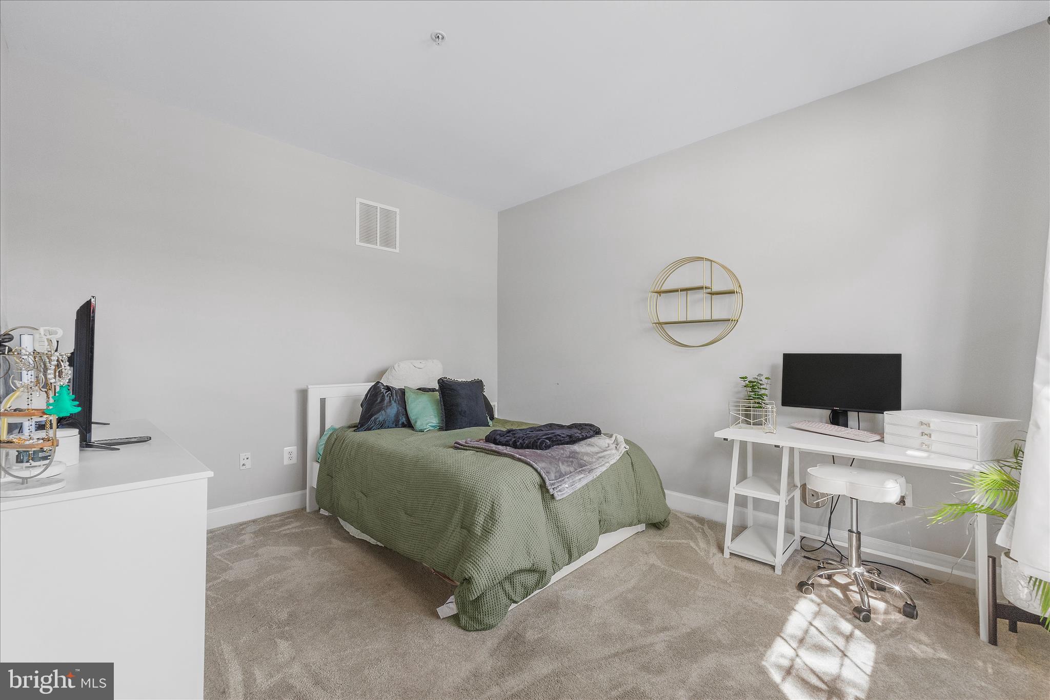 SUMMERFIELD - Residential