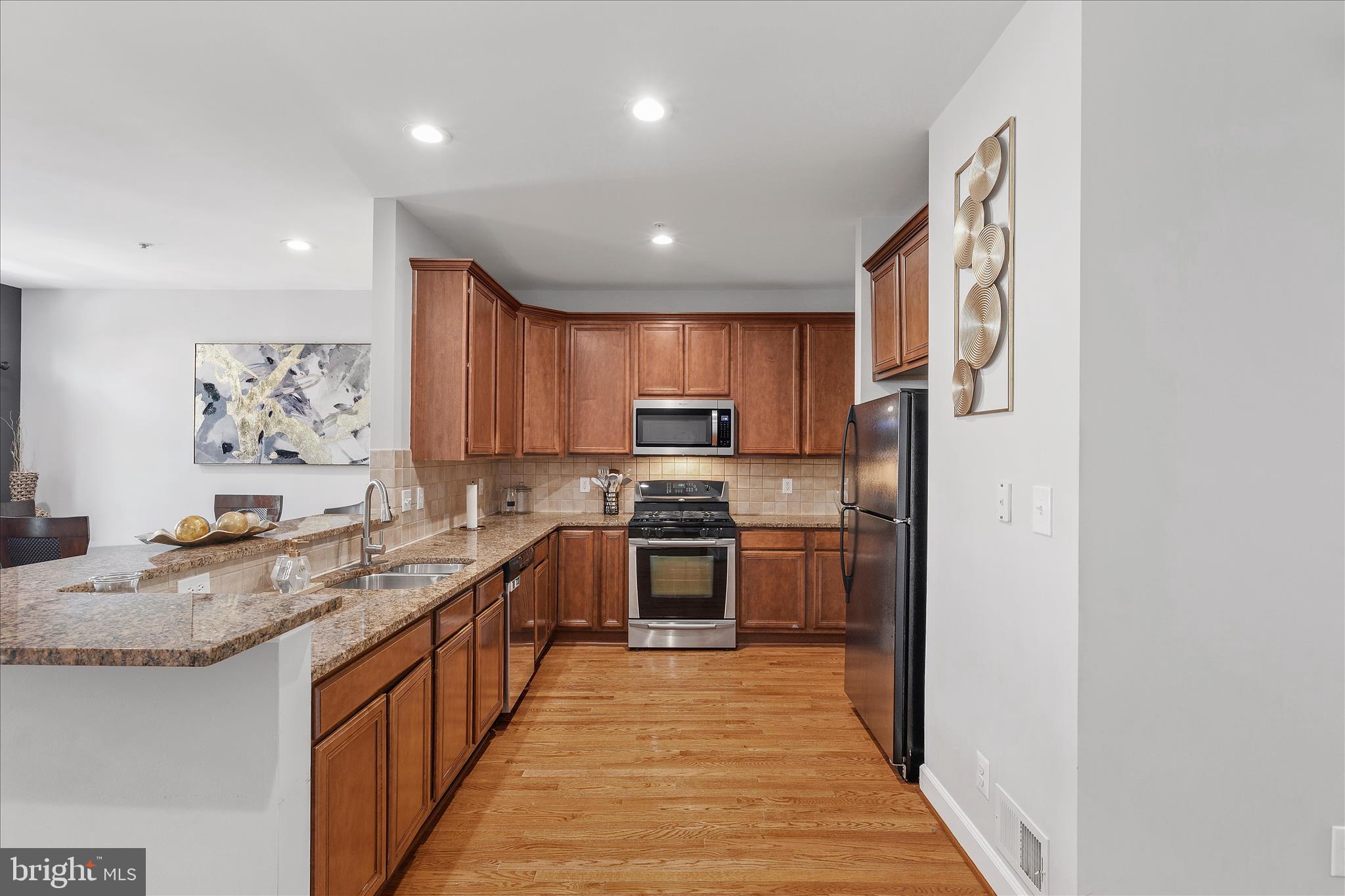 SUMMERFIELD - Residential
