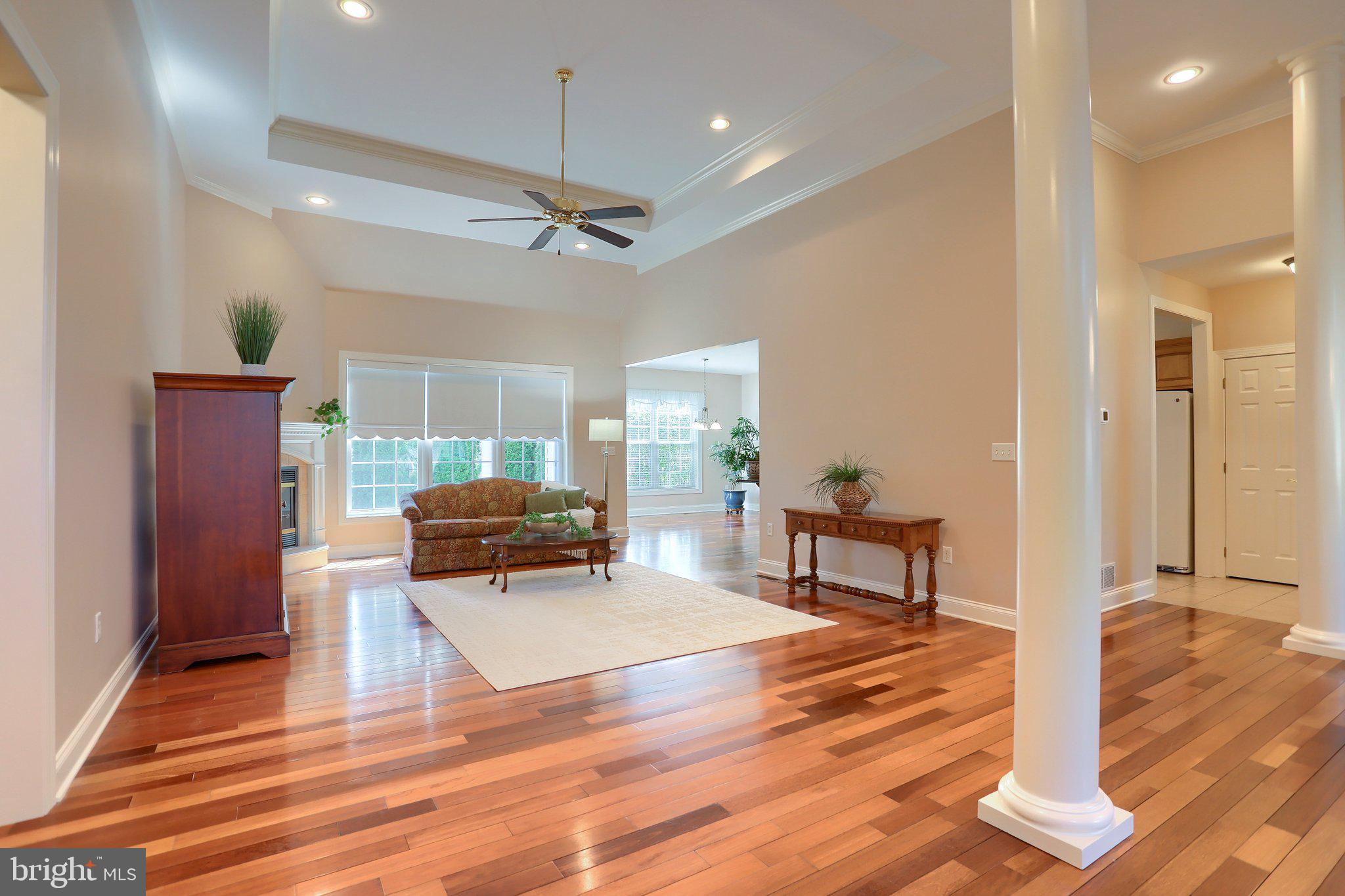 5127 JENNIFER CIRCLE