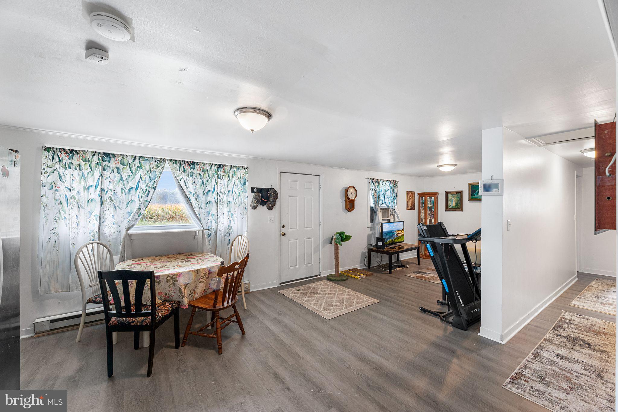 21899 LOVERS LANE