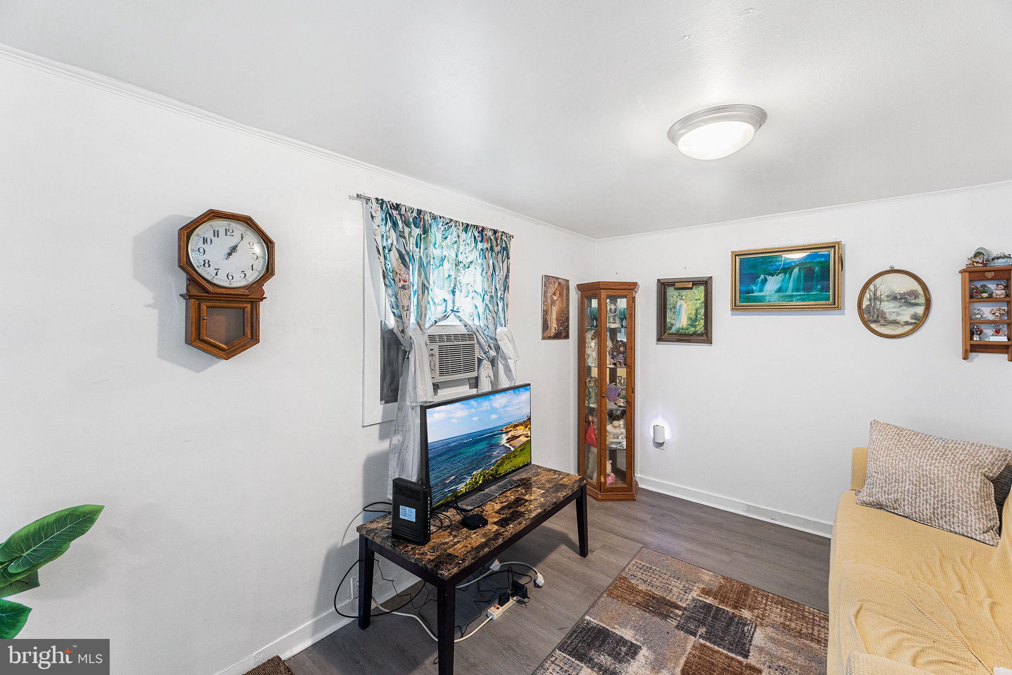 21899 LOVERS LANE
