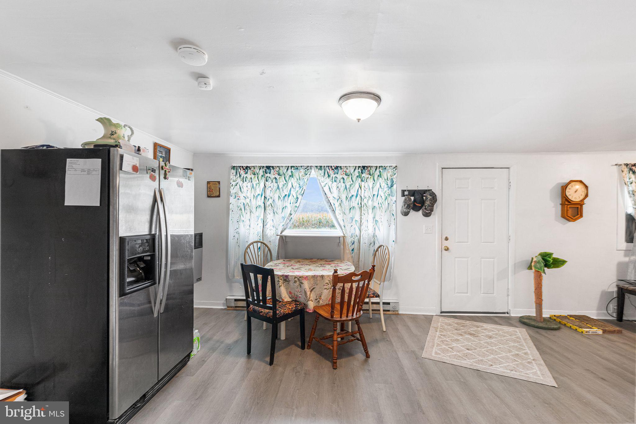 21899 LOVERS LANE