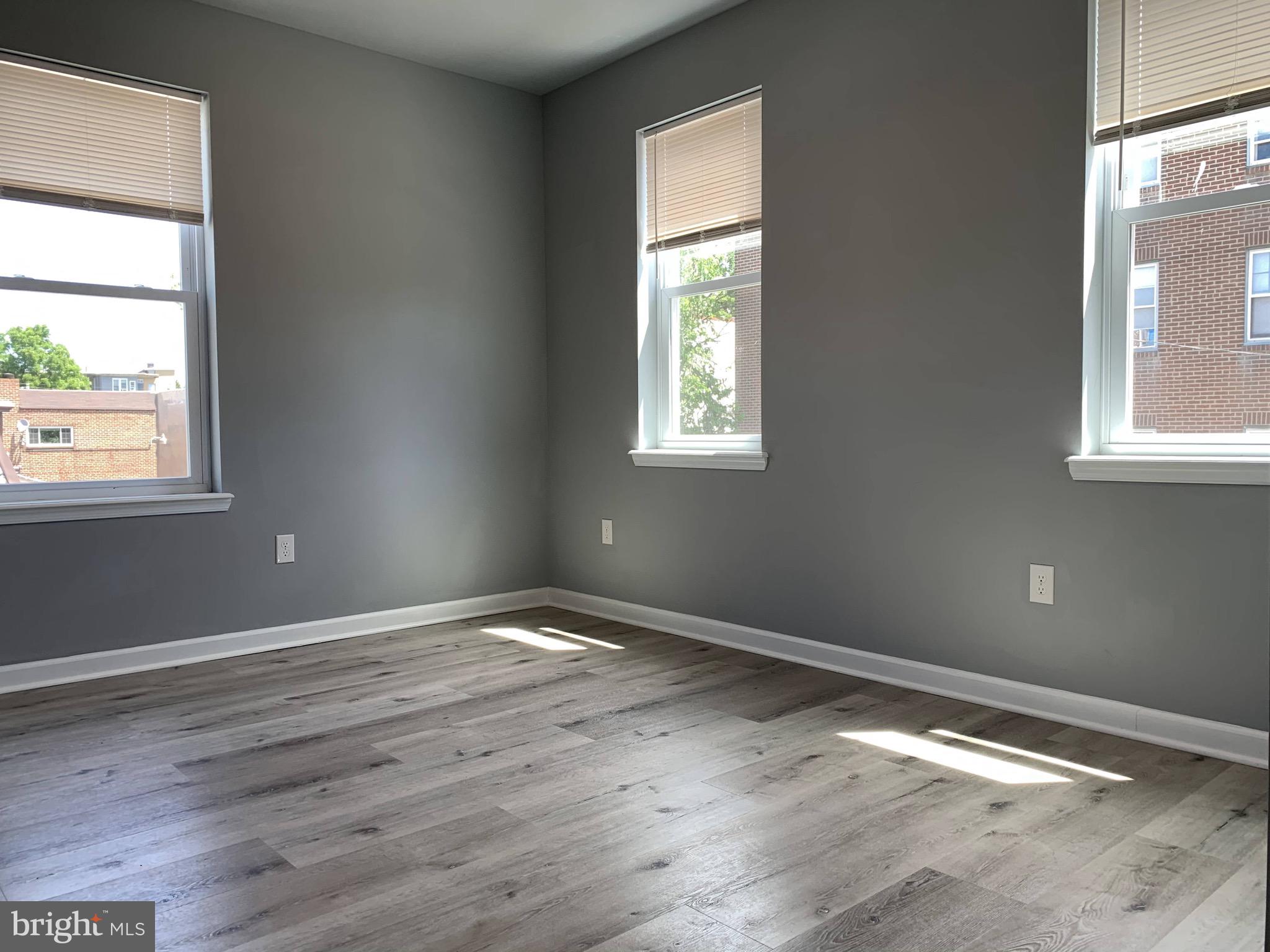 SPRUCE HILL - Commercial Sale