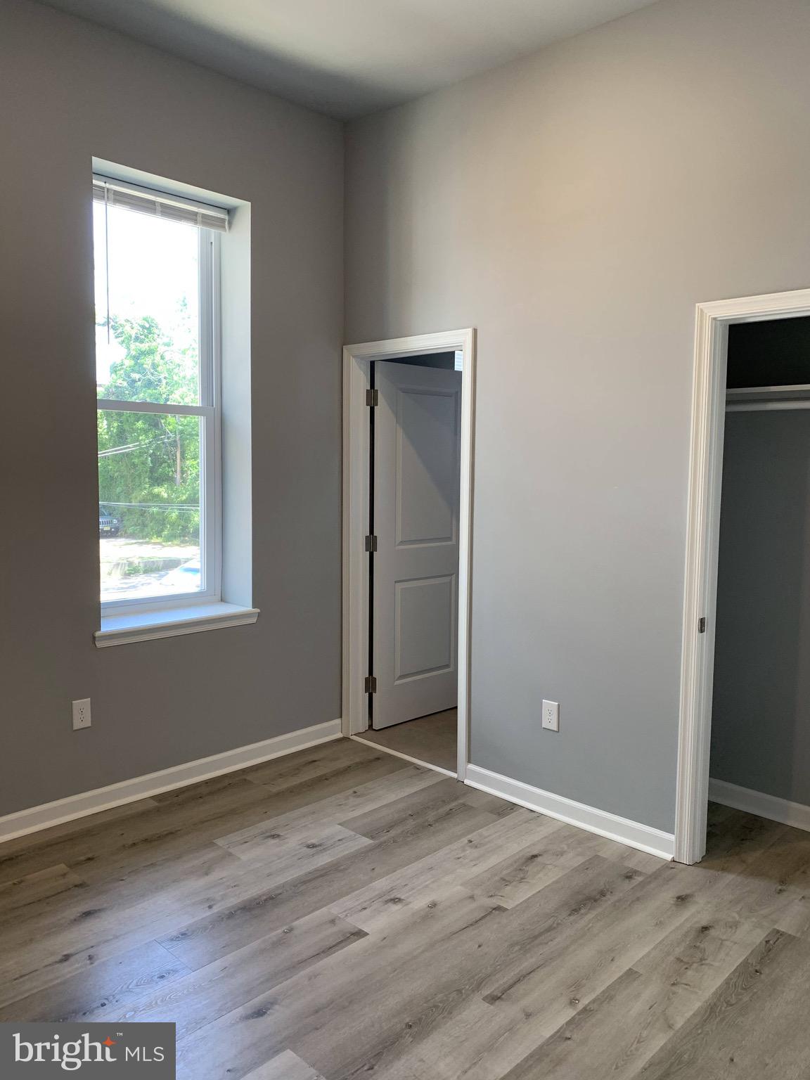 SPRUCE HILL - Commercial Sale