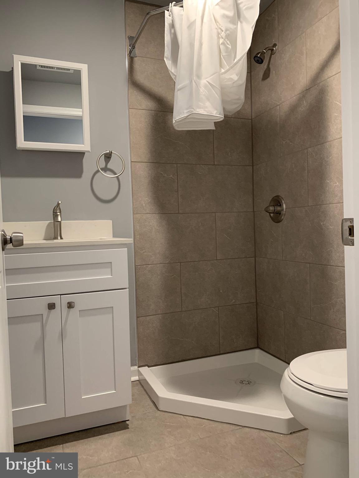 SPRUCE HILL - Commercial Sale