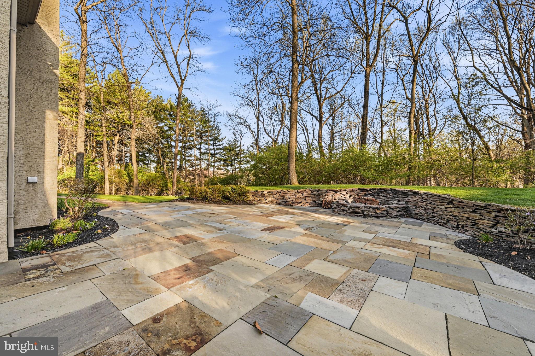 HICKORY HILL - Residential