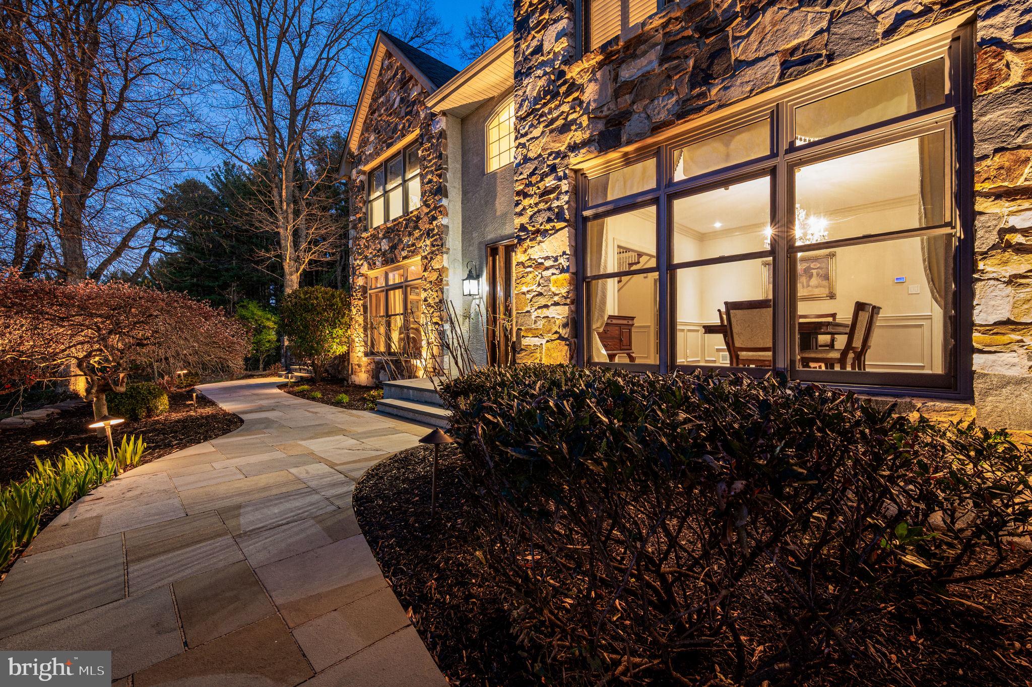 HICKORY HILL - Residential