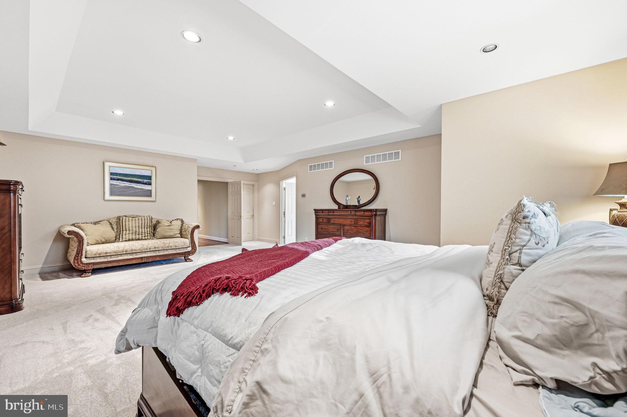 HICKORY HILL - Residential