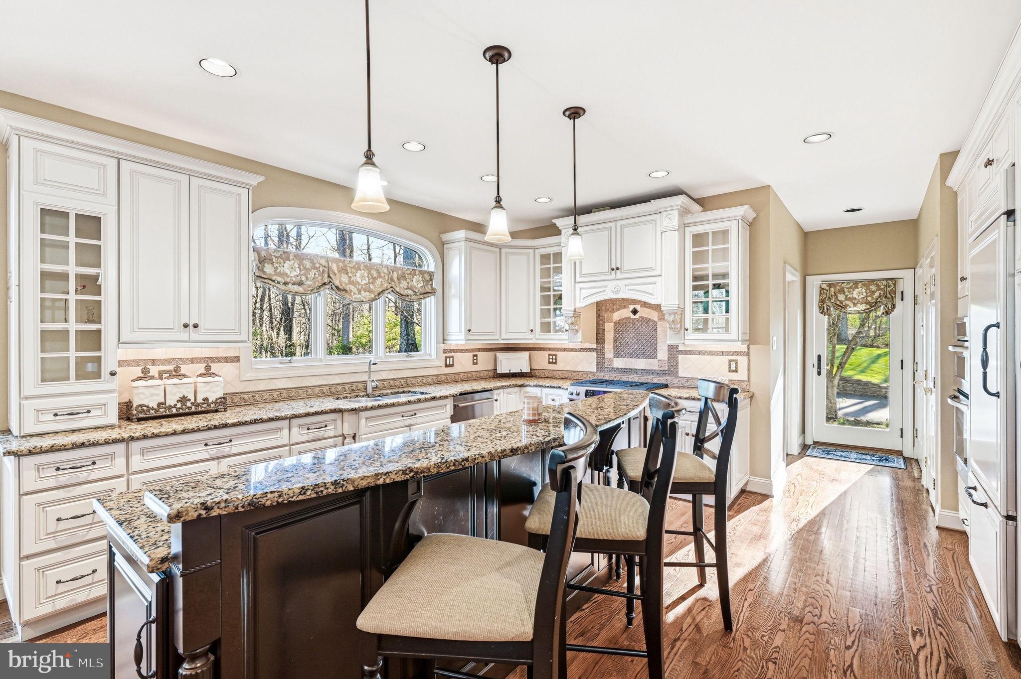 HICKORY HILL - Residential