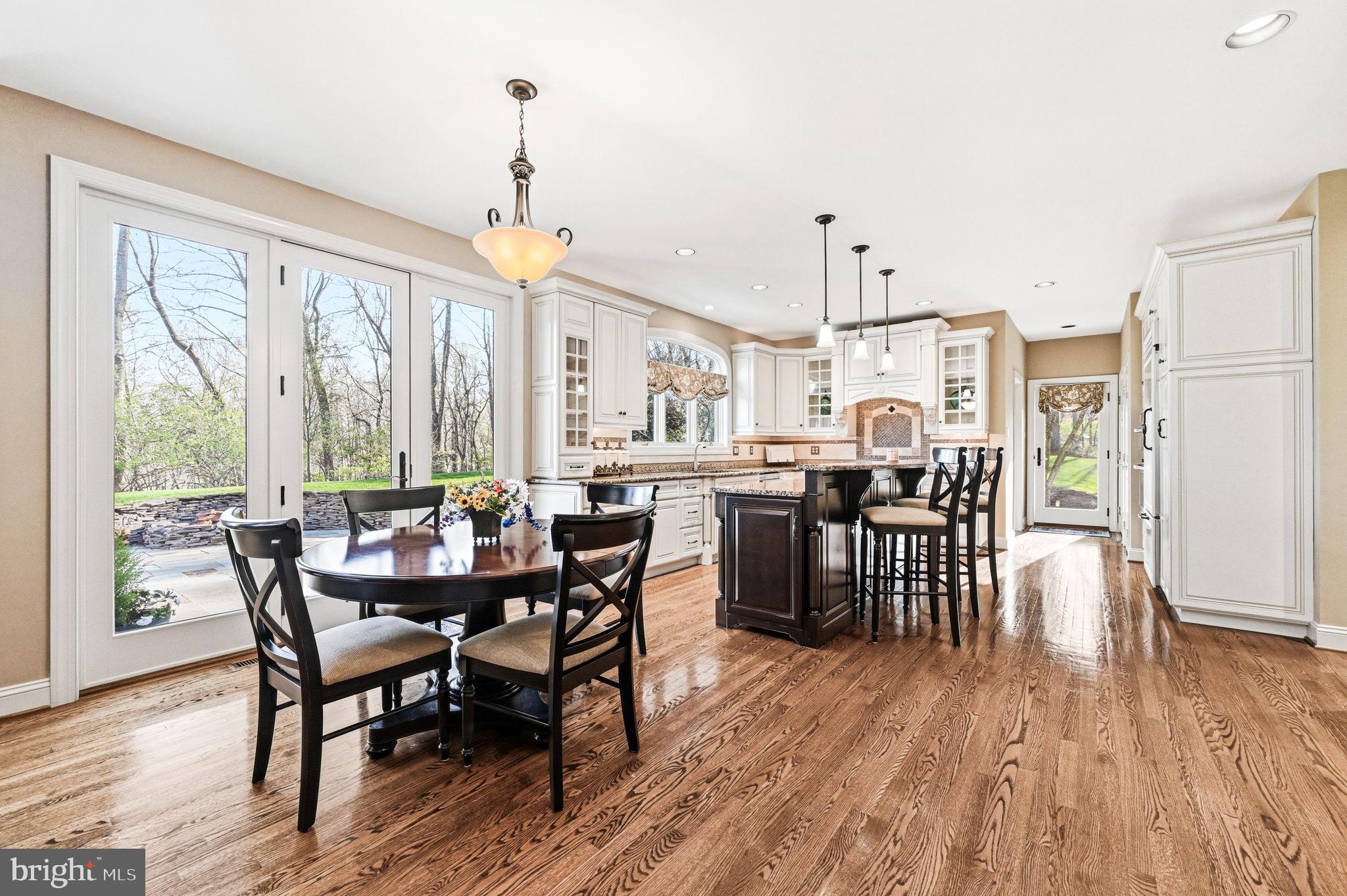 HICKORY HILL - Residential