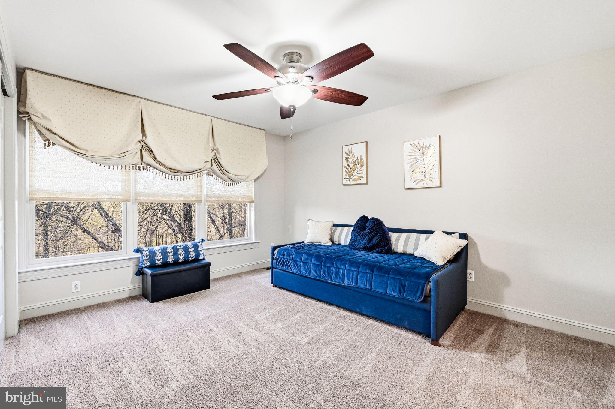 HICKORY HILL - Residential