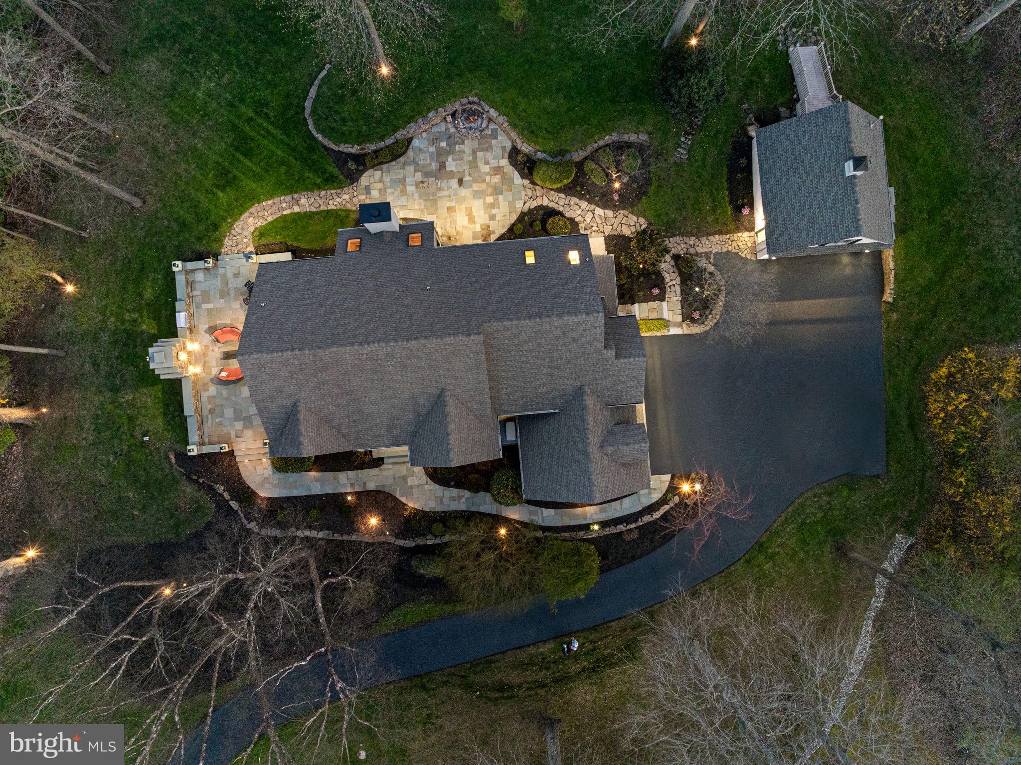 HICKORY HILL - Residential