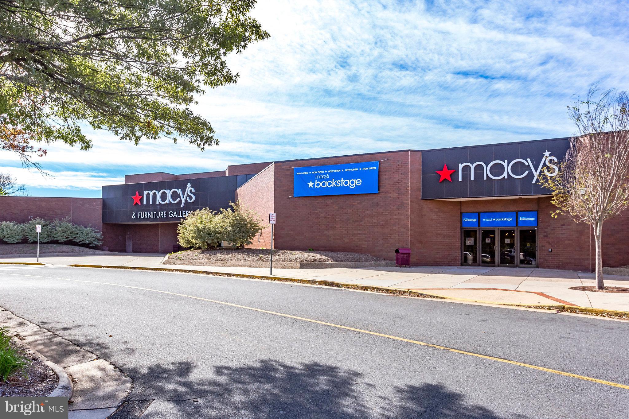 FAIRFAX CENTER LANDBAY - Residential