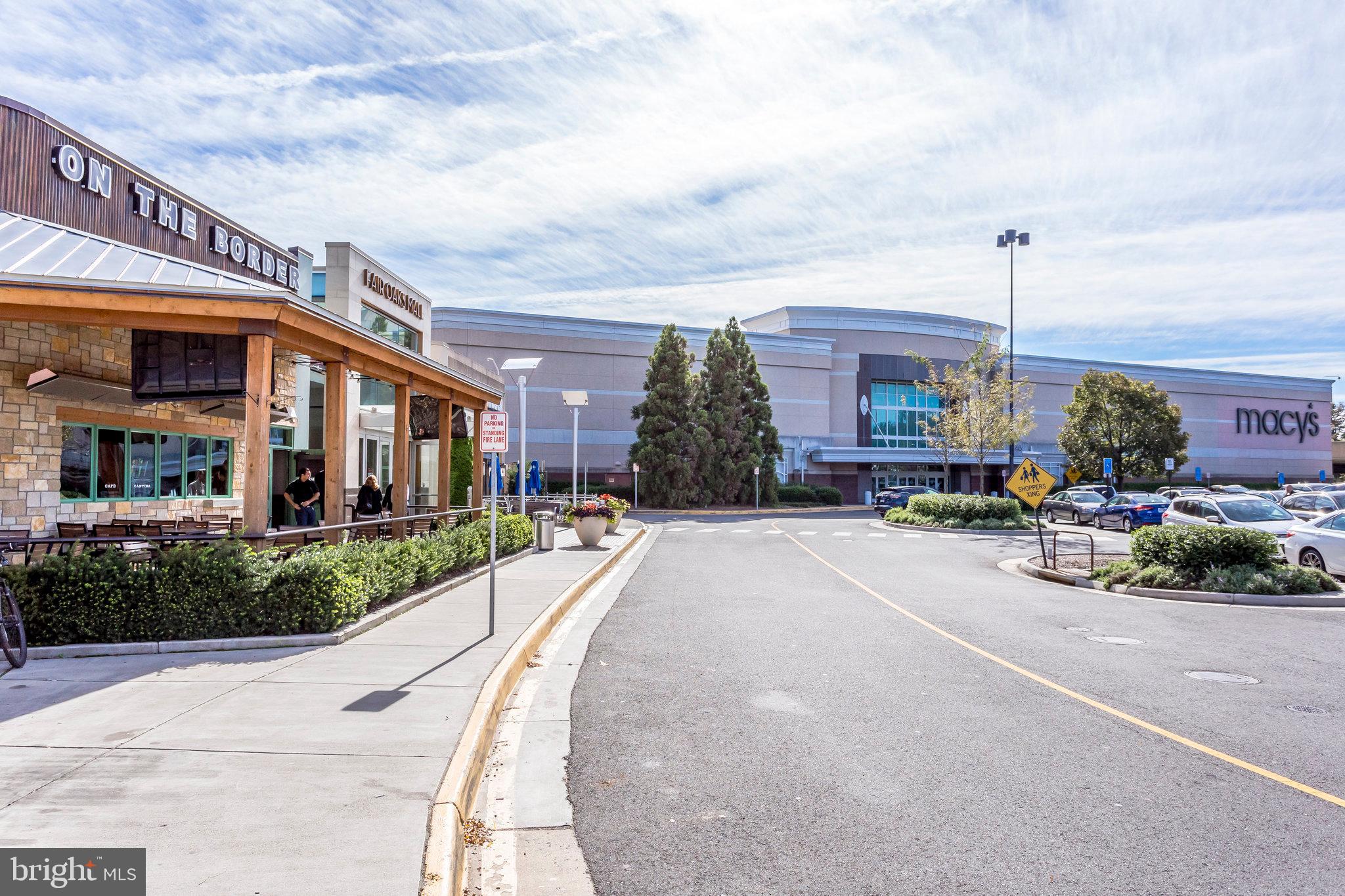 FAIRFAX CENTER LANDBAY - Residential