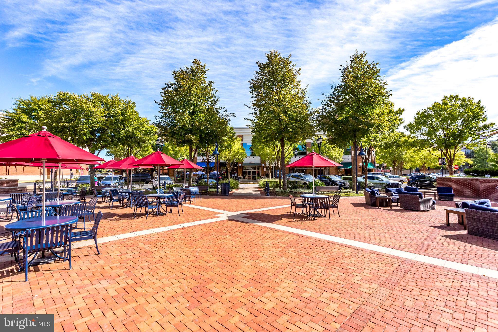 FAIRFAX CENTER LANDBAY - Residential