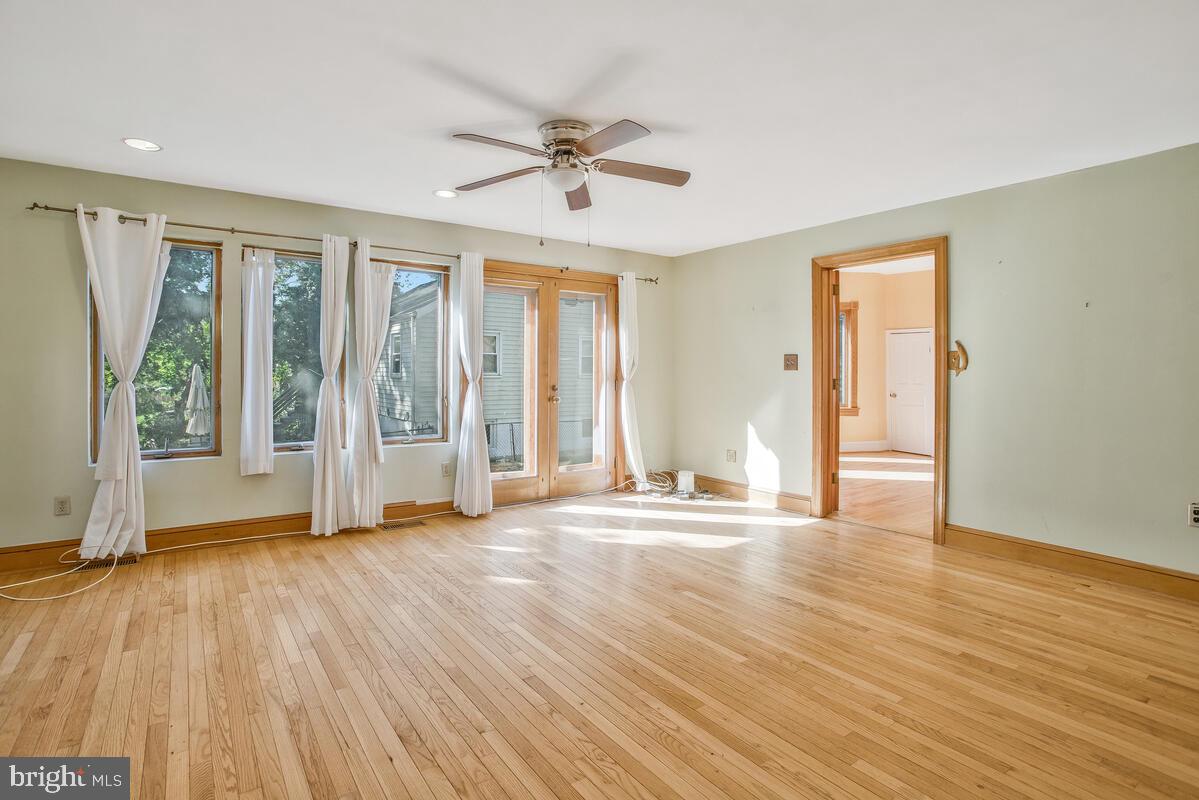 BERWYN HEIGHTS - Residential