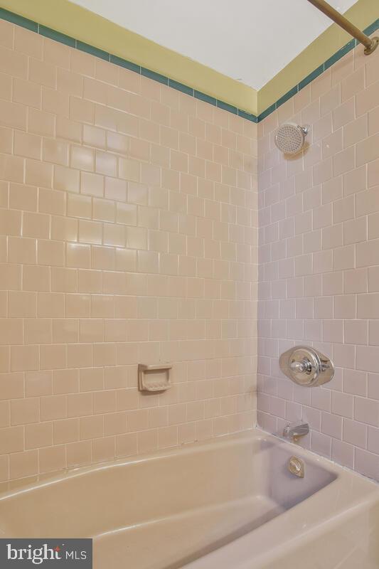 BERWYN HEIGHTS - Residential