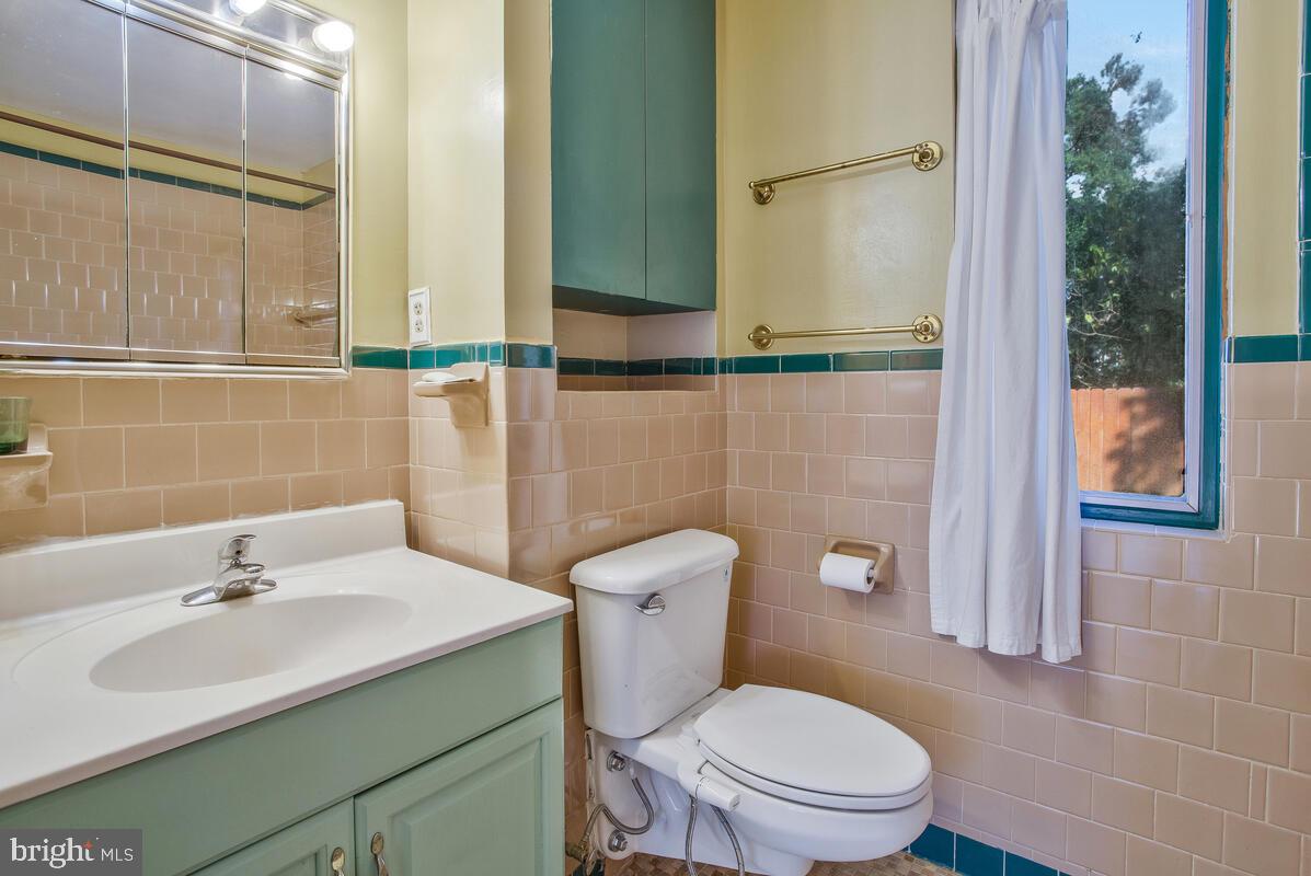 BERWYN HEIGHTS - Residential