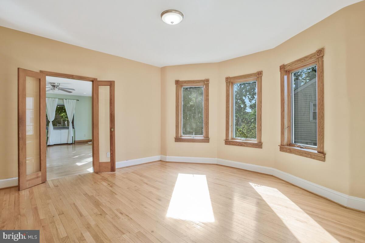 BERWYN HEIGHTS - Residential