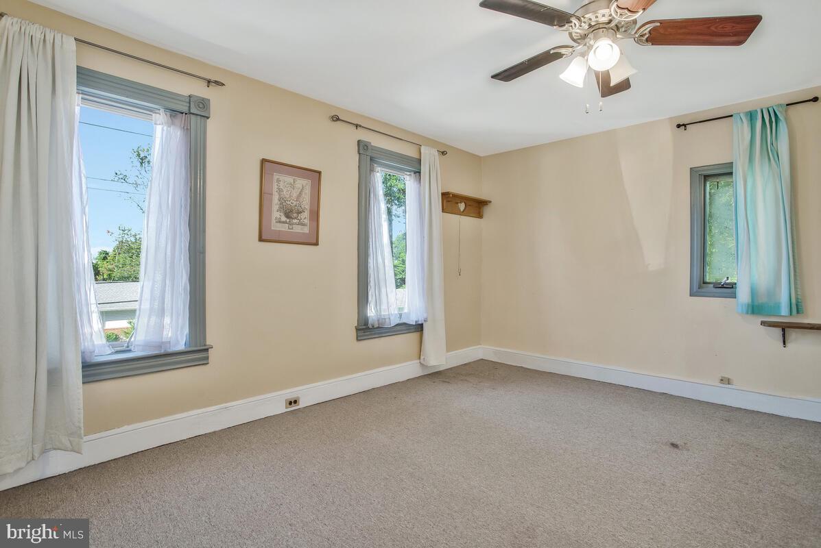 BERWYN HEIGHTS - Residential