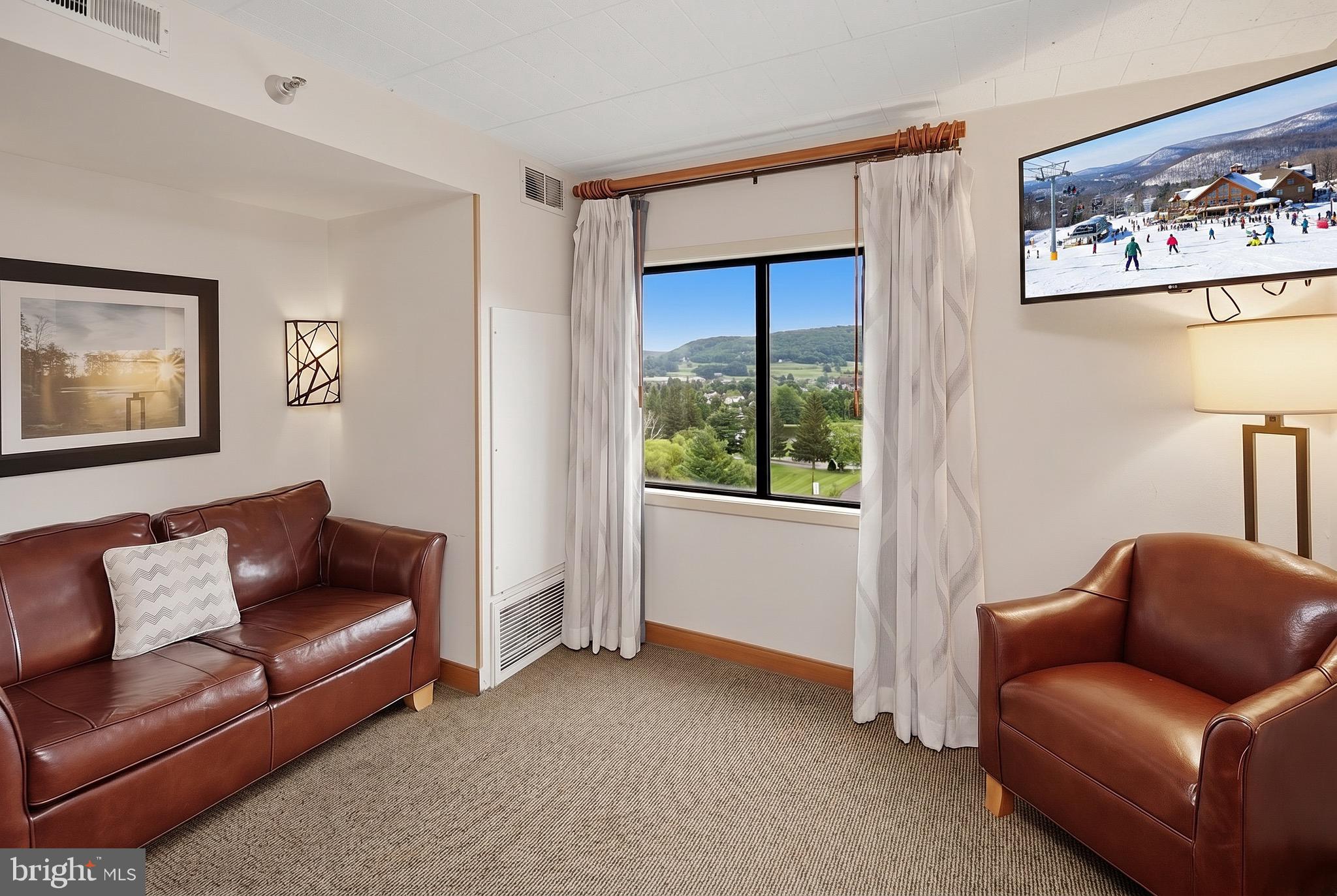 290 MARSH HILL ROAD 706